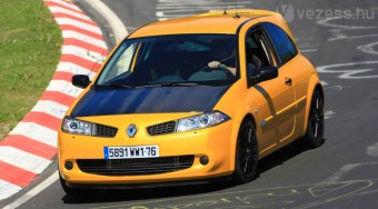 Elkészült a legsportosabb Megane - videó