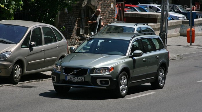 Ingyenes a dugókerülés 10 | Vezess A Volvo a Garmin mellett döntött