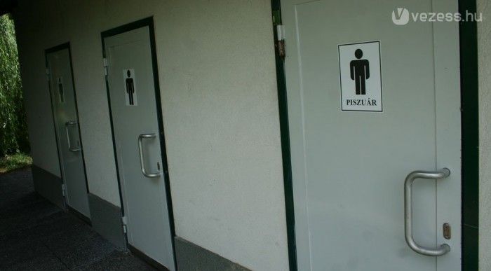 A nagy balatoni WC-teszt 12 | Vezess Itt furán ejtik a kardozós fajanszot