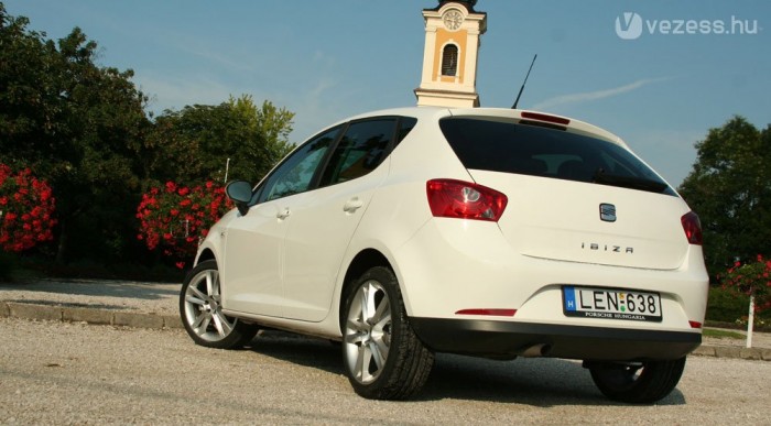 3 662 000 Ft az 1,6 Sport ára