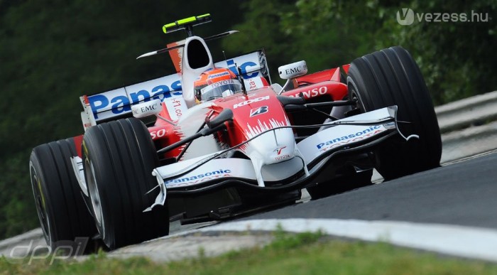 Hamilton fél lábbal a dobogón 6 | Vezess Glock bravúros volt