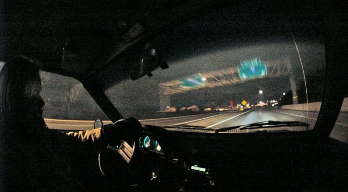 Sofőrt kell fogadni, ha saját autóval jöttünk