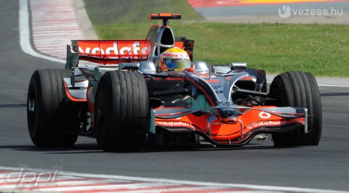 Hamilton mentette a menthetőt 6 | Vezess Hamilton vonzza a defekteket