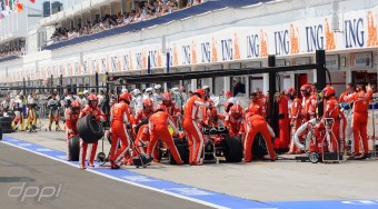 Gyanús a Ferrari tankolása