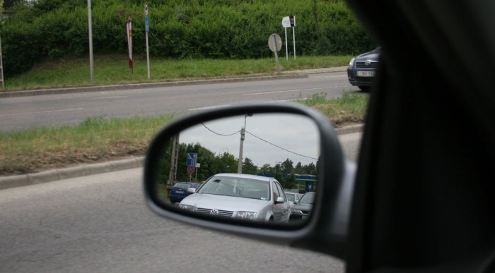 Az autóknál is van holttér