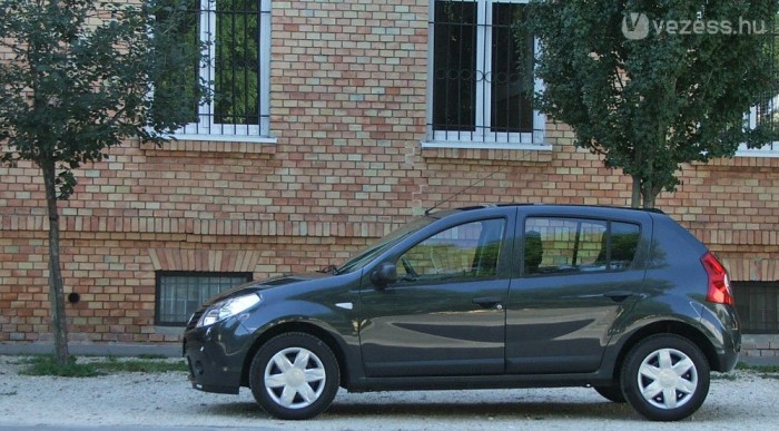 7,5 litert fogyasztott Pesten, autópályán is takarékos