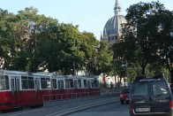 A sógoroknál piros a villamos