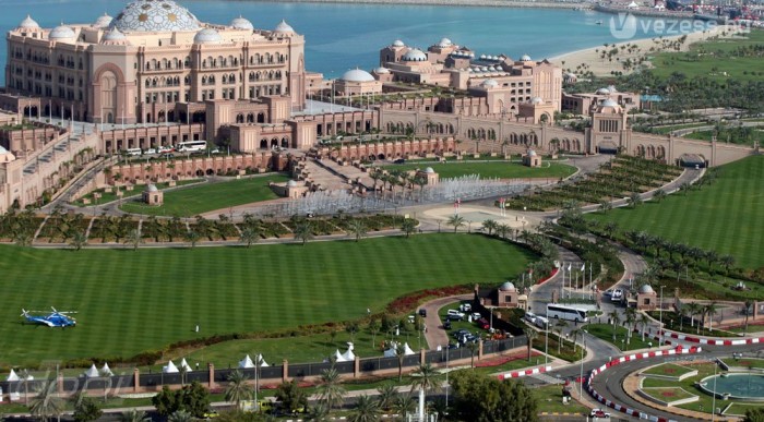 F1: saját pilótát is akarnak az arabok 7 | Vezess 2009-től várja a versenyzőket Abu-Dzabi