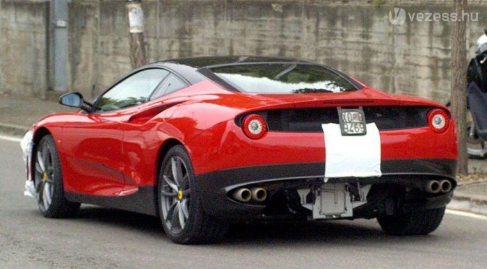 Unikum-Ferrari készül 6