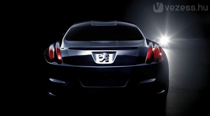 Hibrid sportkocsi a Peugeot-tól 6 | Vezess A jövő technikáját rejti