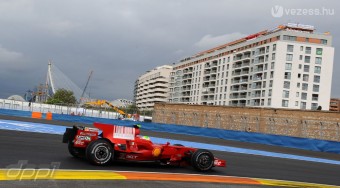 Massáé a pole az új pályán