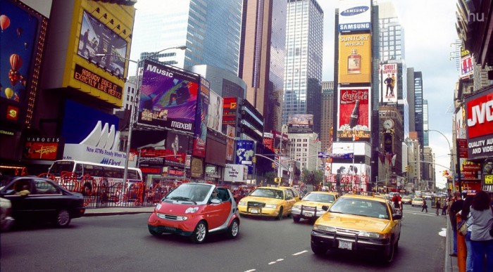 Az adópolitikán múlik a benzinár