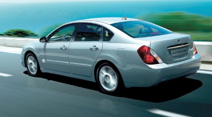 Visszatért a Renault Safrane 6