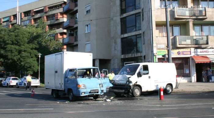 Bekötve súlyos balesetek is túlélhetők