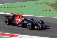 A Toro Rosso mindkét pilótát bevetette