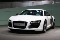 R8, A8, A4 és A3 kabrió is van az Audi részlegében