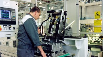 Nem szemetel a magyar motorgyár