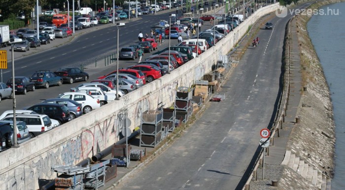 Bő egy évig lezárva marad a rakpart északi része