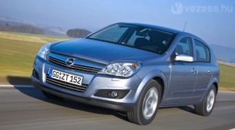 További kis fogyasztású Opelek