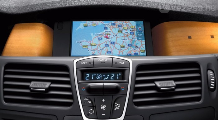A TomTom lepaktált a Renault-val 1