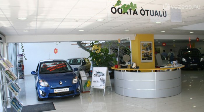 Bajban az autókereskedők 1