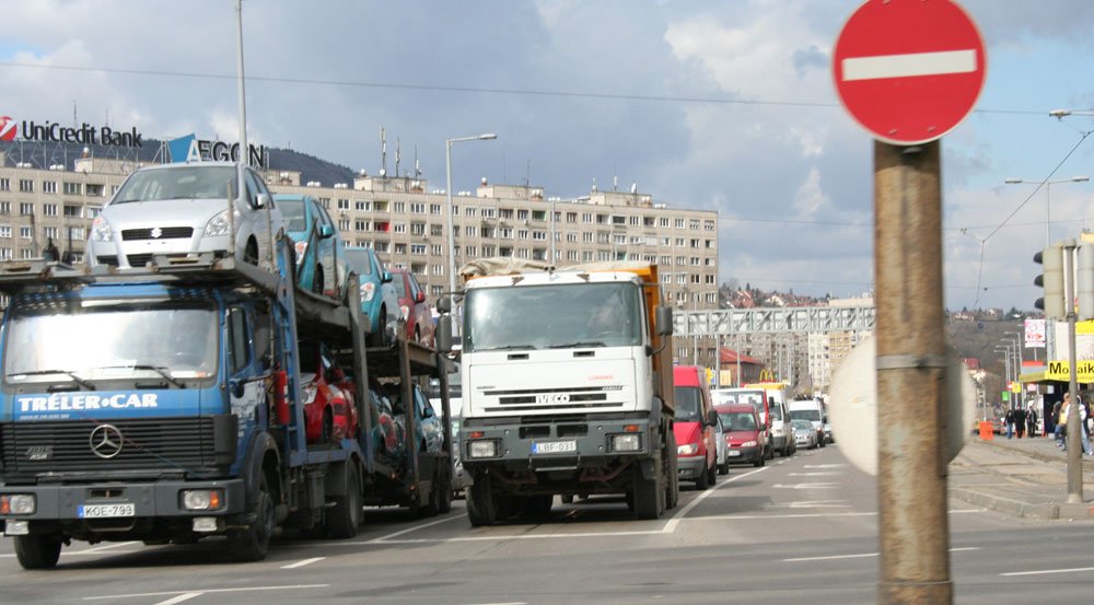 Változnak a hétvégi közlekedés szabályai 26