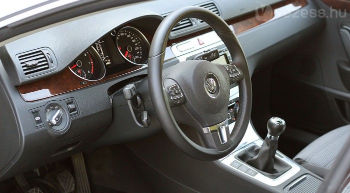 Több, mint Passat 10 | Vezess Kényelmes ülés várja a sofőrt