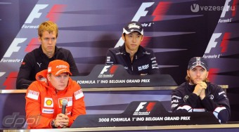 Räikkönenéknek kell a tankolás