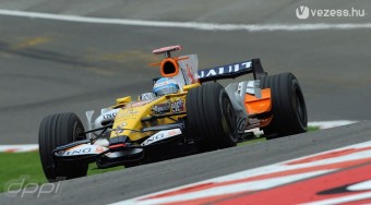 Alonso nyert, Räikkönen összetörte