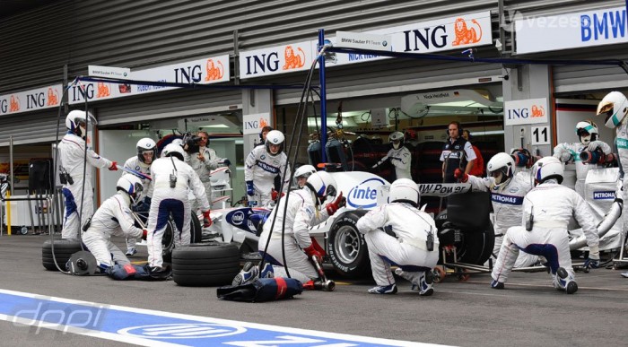 Hamiltoné a pole Belgiumban 7 | Vezess Heidfeld megelőzte Kubicát