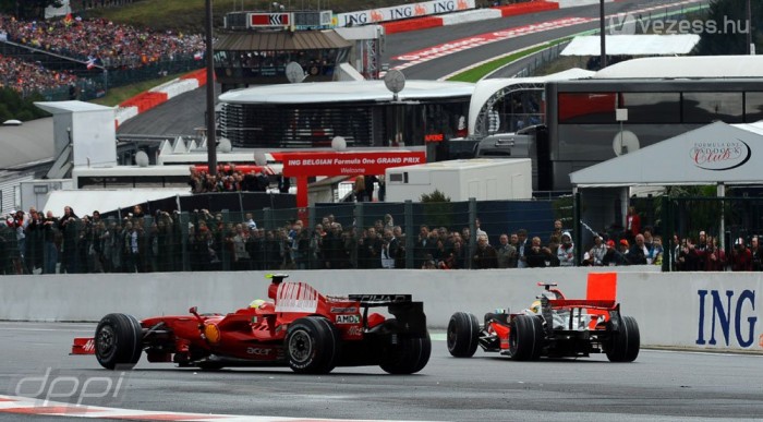 Hamilton és Räikkönen csatája – videó 6