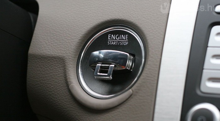 Elérhetőbb álom: VW Passat 11 | Vezess Furcsa, de megszokható a kulcskezelés