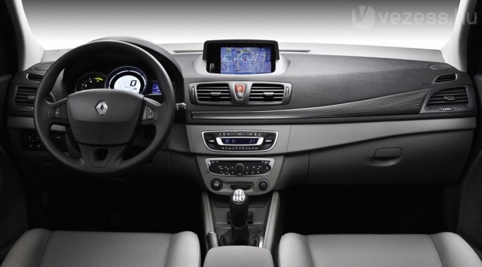 Részletek az új Megane-ról 6