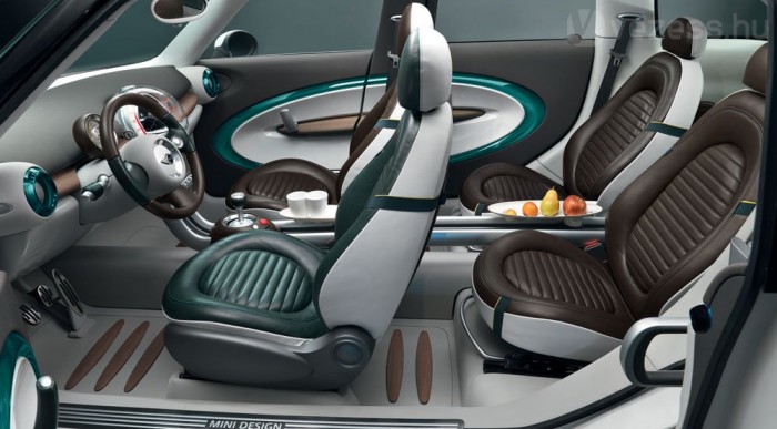 Terepre megy a MINI 7