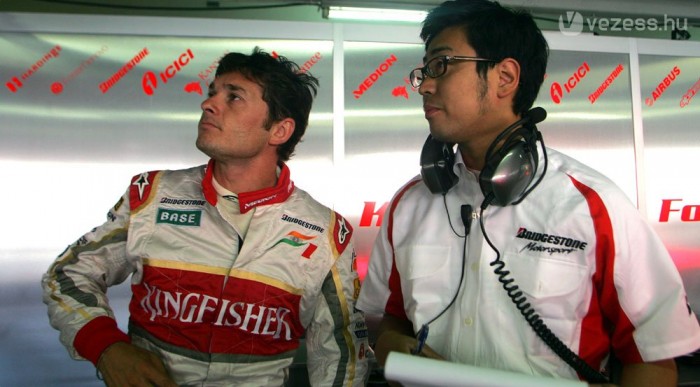 Coulthardot kiállították 8 | Vezess Fisico szinte már aláírta