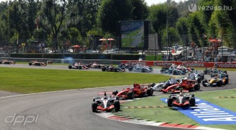 A Ferrari otthonában alázhat Hamilton