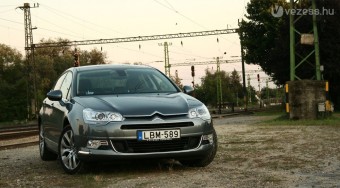 Új Citroën C5: Itt a csúcsmodell
