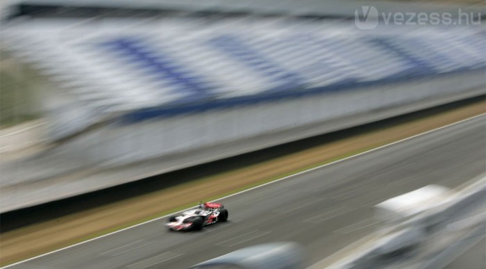 F1: A csapatok a hajrára készülnek 8 | Vezess F1: A csapatok a hajrára készülnek 8