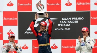 Szabálytalanság Vettel győzelménél?