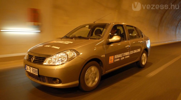 3,15-öt fogyaszt az új Thalia 4 | Vezess 3,15-öt fogyaszt az új Thalia 4