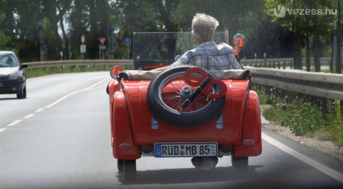 Felhúzható járgány