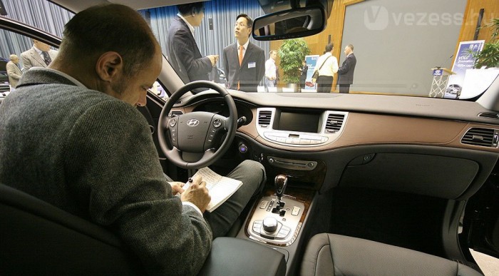 Készülnek a jegyzetek