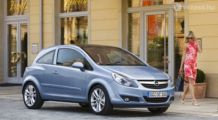 Felnőtt autó az Opel Corsa