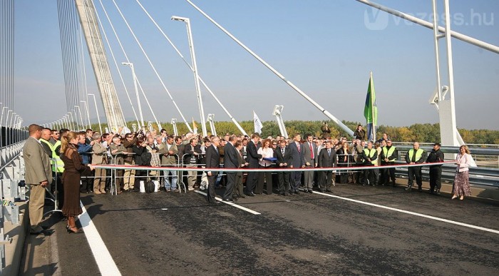 Végre miénk a Megyeri híd 9 | Vezess Éppen átérte