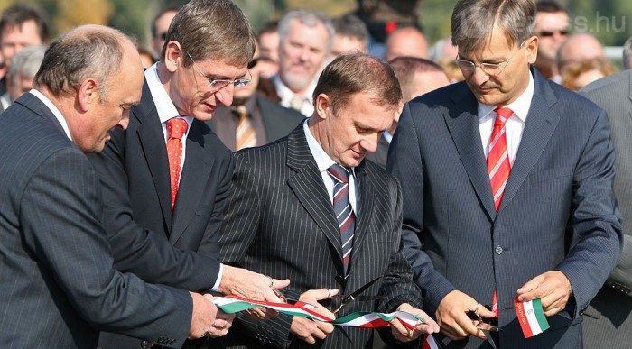 Végre miénk a Megyeri híd 8 | Vezess Nyissz!