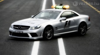 Nem lesz ellenség a biztonsági autó