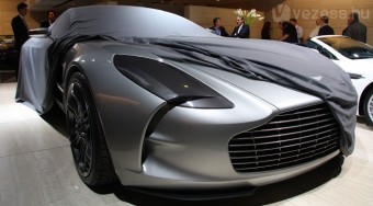 Elkelt a legdrágább autó - videó