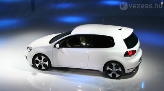 Beültünk a hatos Golfba