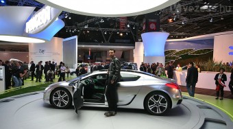 Részben Porsche, részben Suzuki