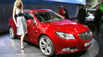 Videó: Új Vectra kombi